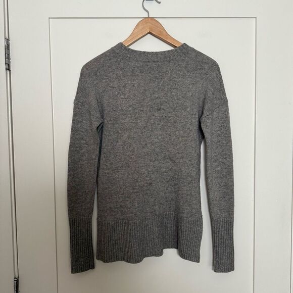 J Crew Sweater Womens Sz XS Gray Knit Wool Blend High Low Hem Crew Neck Preppy - Picture 6 of 12